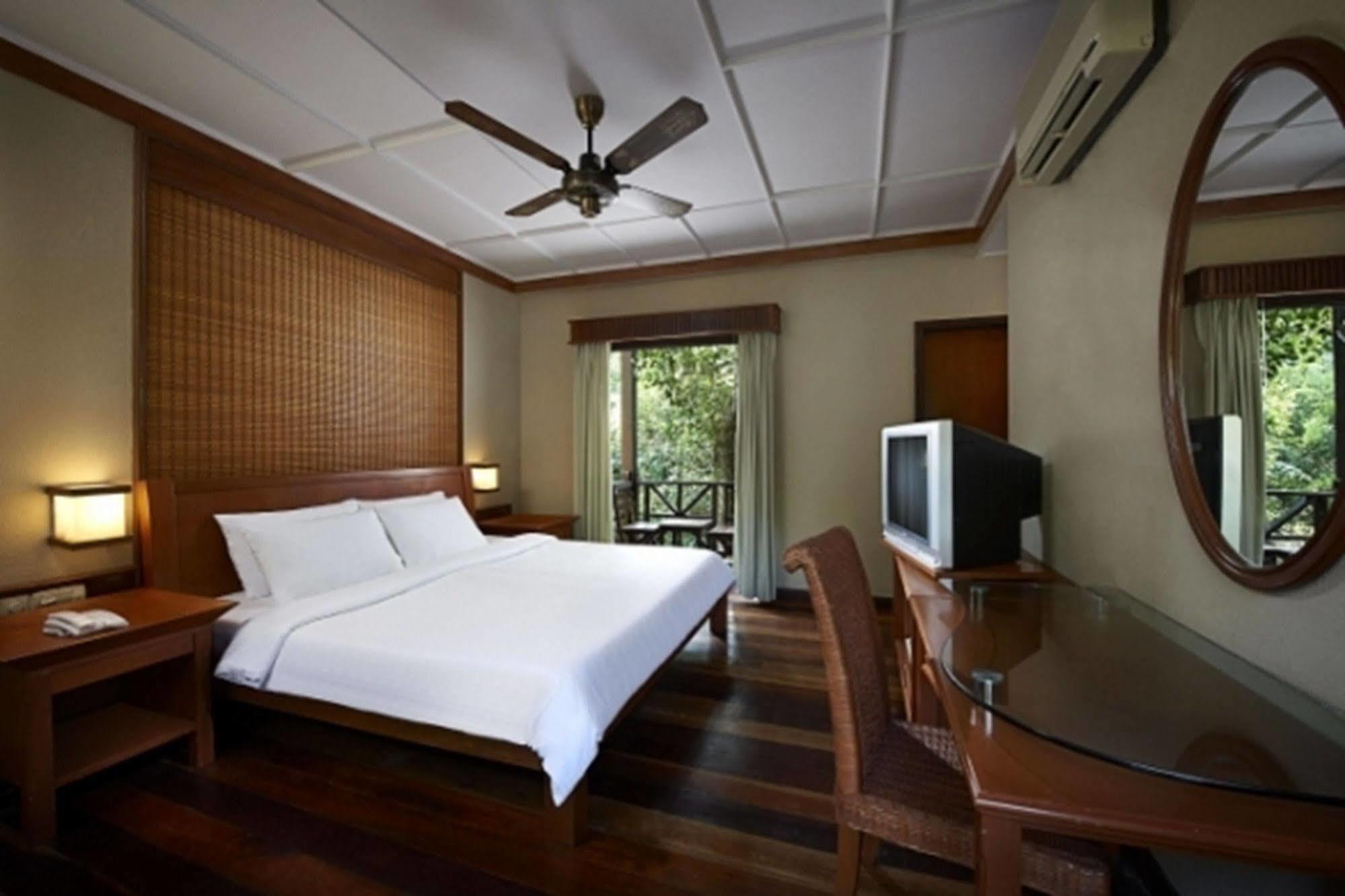 Redang Island Resort กัวลาตรังกานู ภายนอก รูปภาพ